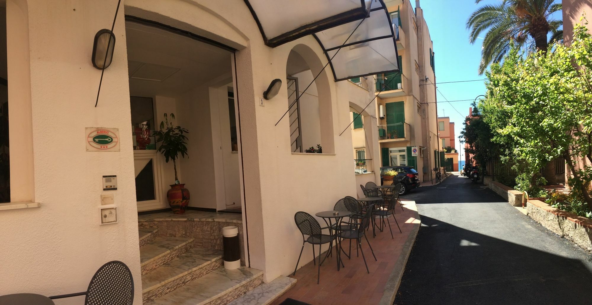 Hotel Al Capo Varigotti Exterior foto